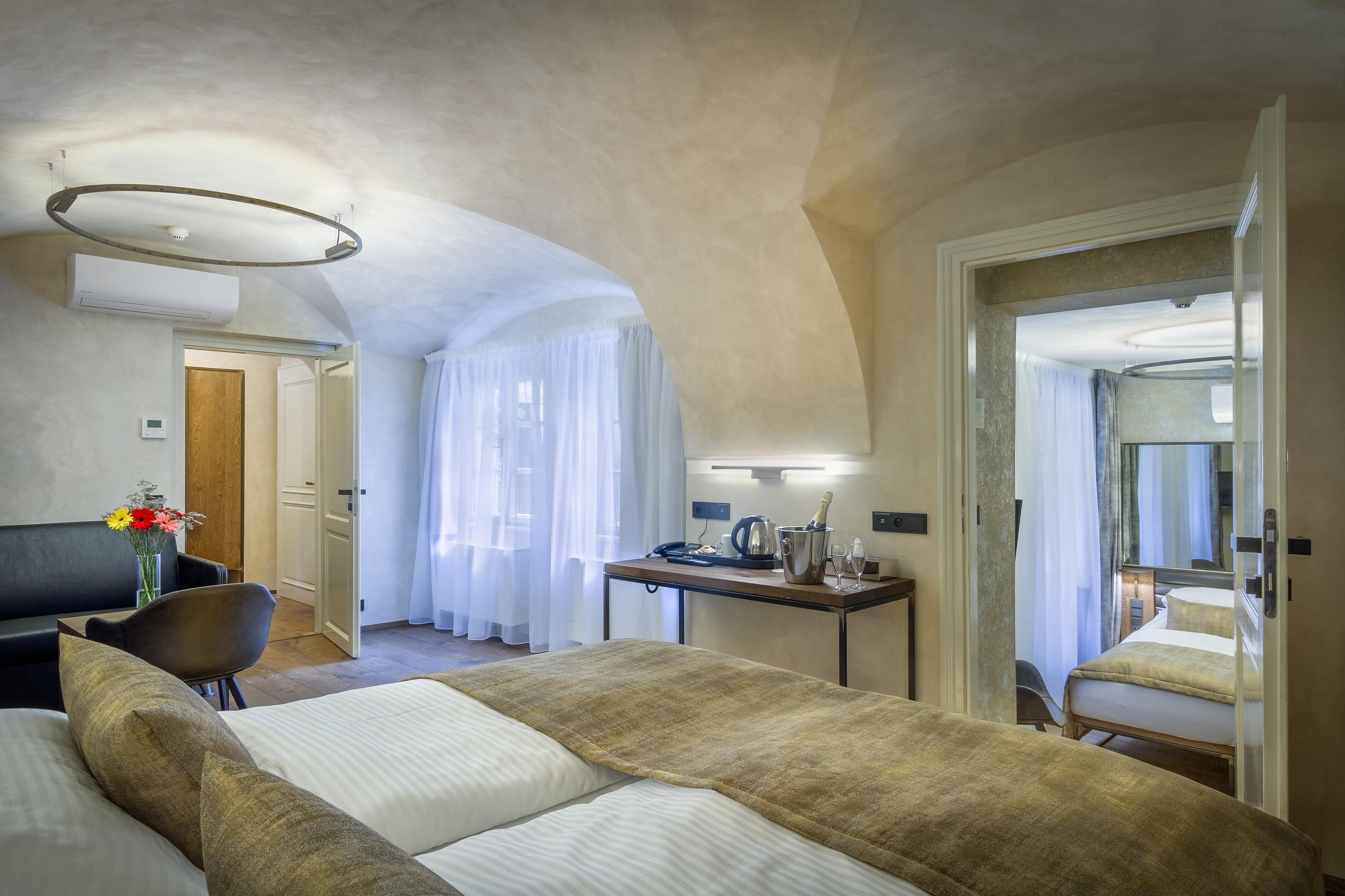 Hotel Waldstein Prague Luaran gambar