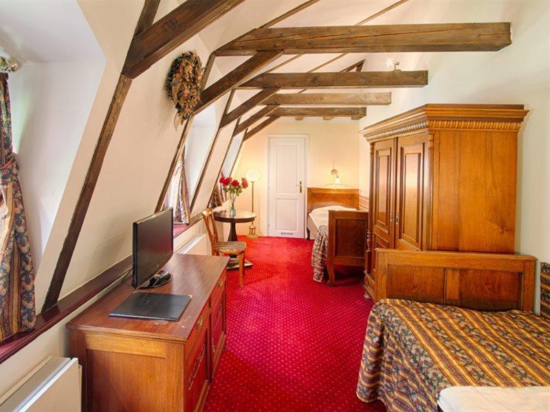 Hotel Waldstein Prague Luaran gambar
