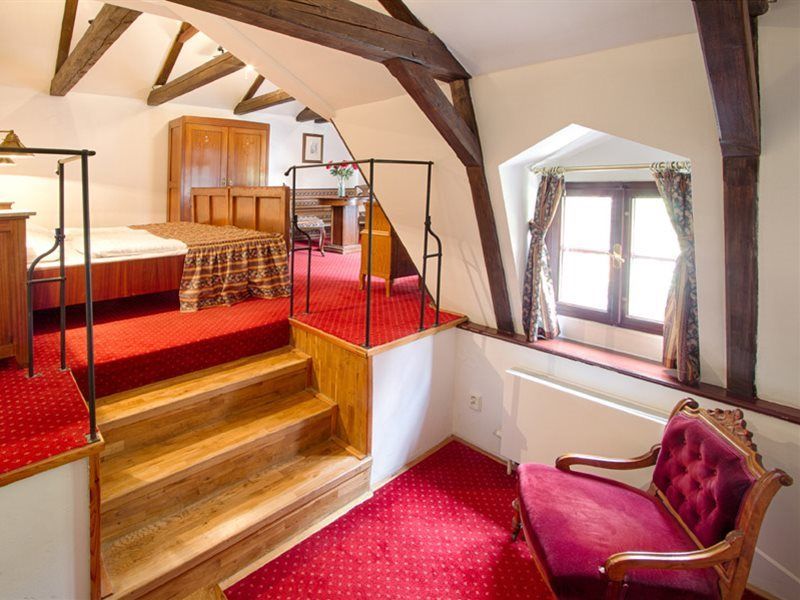 Hotel Waldstein Prague Luaran gambar