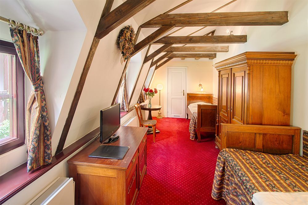 Hotel Waldstein Prague Luaran gambar