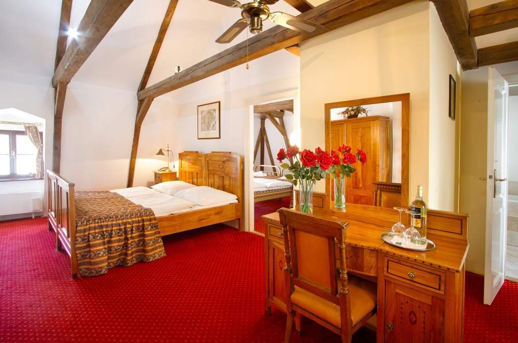 Hotel Waldstein Prague Luaran gambar
