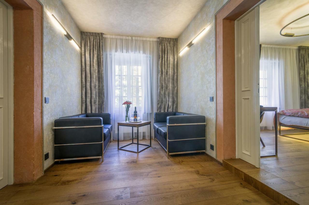 Hotel Waldstein Prague Luaran gambar